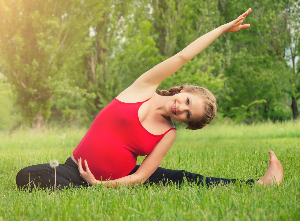 Performing gentle exercising during pregnancy may help prevent hemorrhoids.